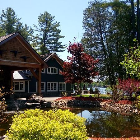 Patterson-Kaye Resort And Spa Bracebridge Exteriör bild