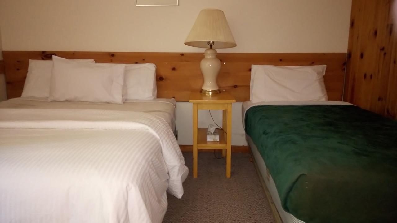Patterson-Kaye Resort And Spa Bracebridge Exteriör bild